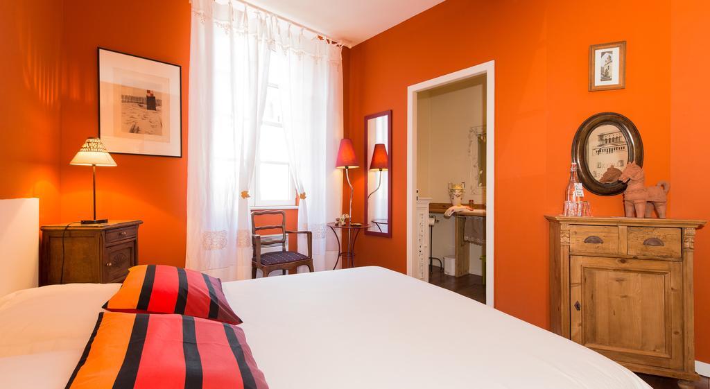 Les Petites Vosges Bed and Breakfast Bagnères-de-Bigorre Camera foto