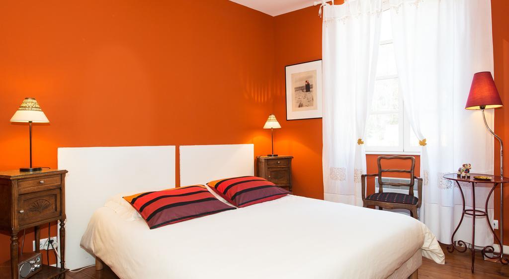 Les Petites Vosges Bed and Breakfast Bagnères-de-Bigorre Camera foto